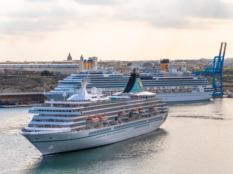 ARTANIA - auslaufend Valletta - 2018