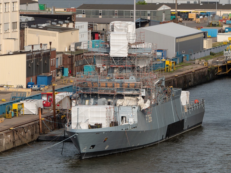 F 266 EMDEN 220618