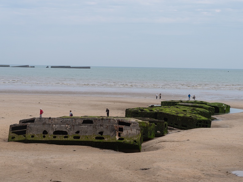 Arromanches (Gold Beach) 220621