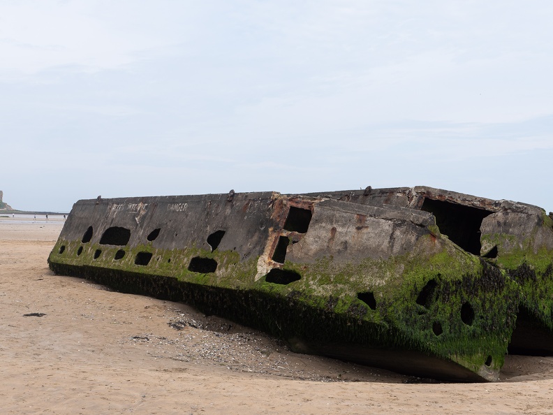 Arromanches (Gold Beach) 220621-2