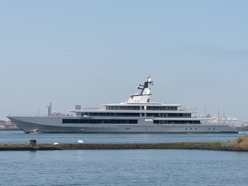 Y720 220623