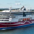 VIKING GRACE auslaufend - Schären vor Stockholm