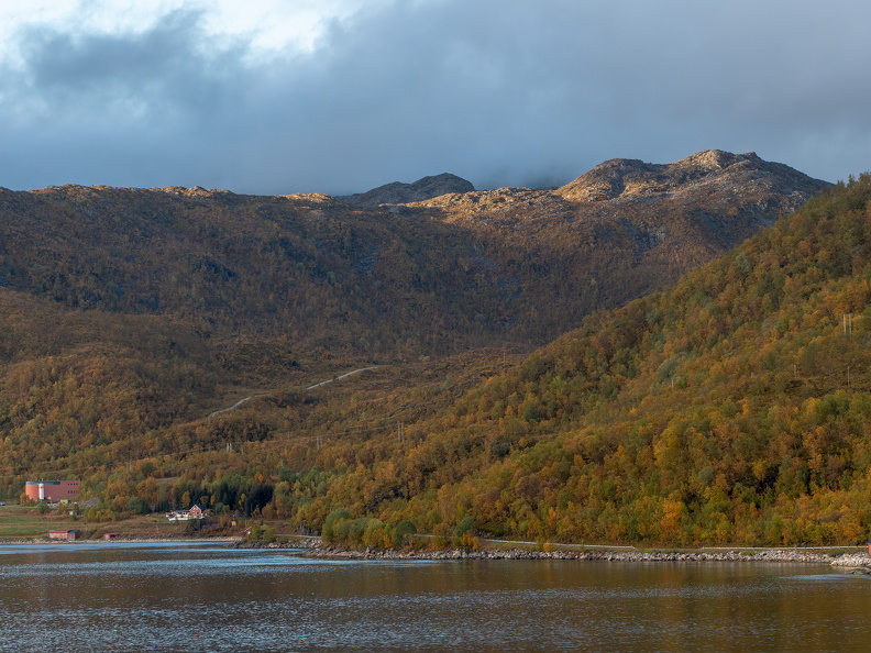 Landschaft beim Einlaufen Tromsö