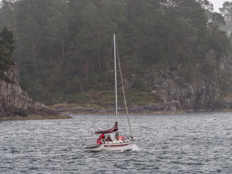 Bergen - Auslaufen im Regen